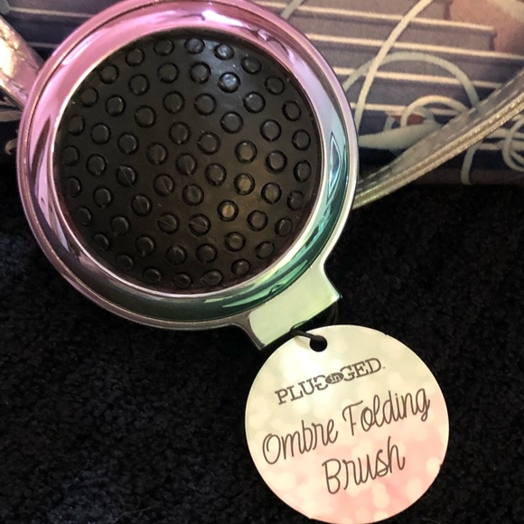 Disney Cinderella Wristlet - Picture 8 of 14